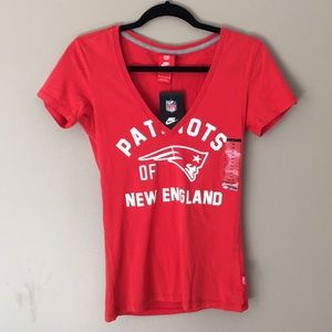 Patriots v-neck t-shirt